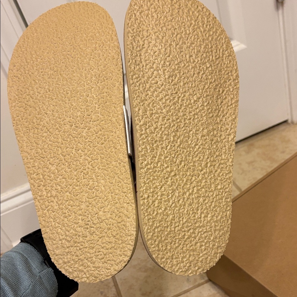 ZARA NWT Stylish Tan Clogs - Picture 5 of 8